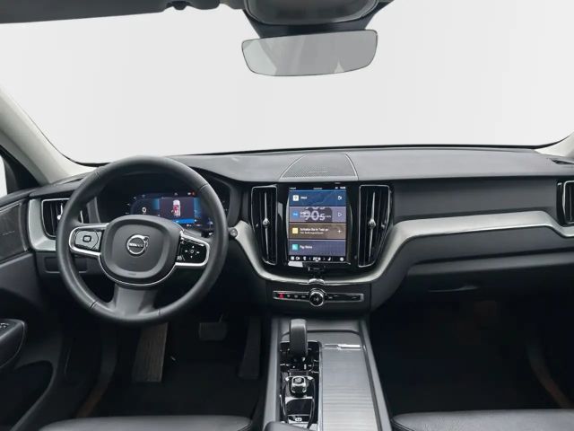 Volvo XC60 AWD Dark Plus