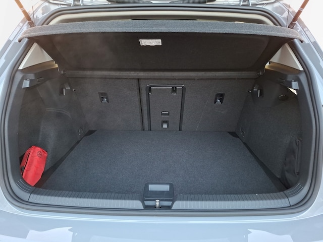 Volkswagen Golf 1.5 eTSI DSG Golf VIII