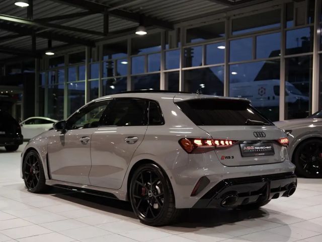Audi RS3 Quattro Sedan Sportback