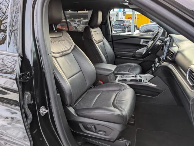 Ford Explorer Platinum Plug in Hybrid