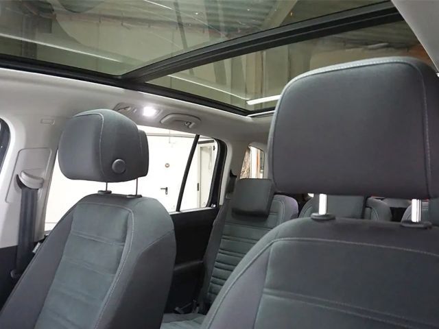 Volkswagen Touran 2.0 TDI Comfortline DSG