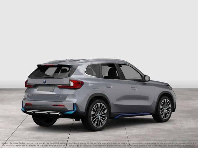 BMW iX1 xDrive30