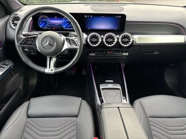 Mercedes-Benz EQB 250