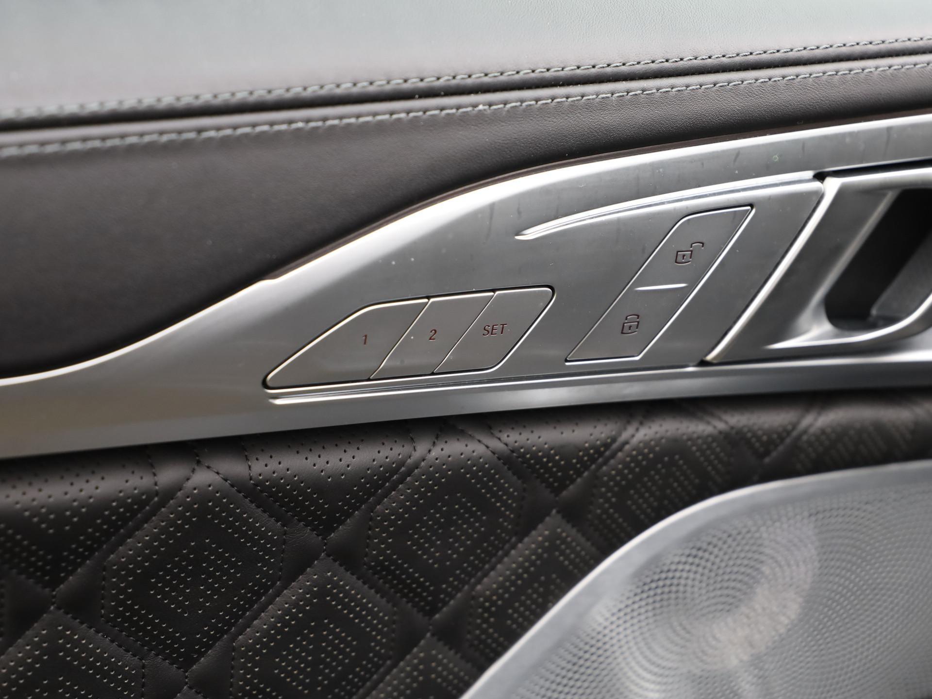 BMW M8 Coupé xDrive