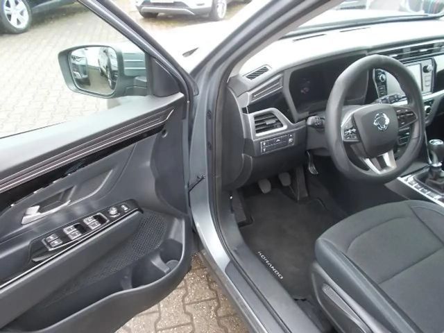 SsangYong Korando Style 1.5T 6 LED, Aluf. 18", zus. WR