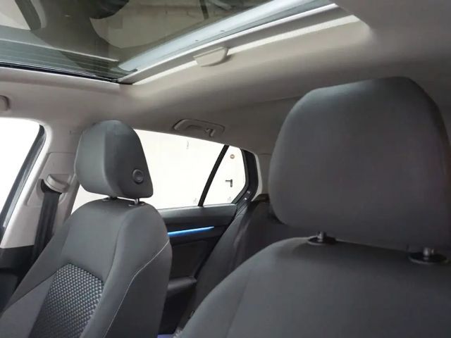 Volkswagen Golf 2.0 TDI DSG