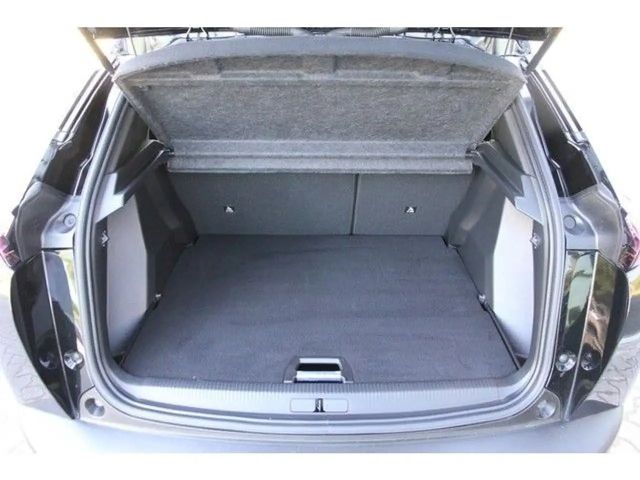 Peugeot 2008 Allure Pack EAT8 HDi