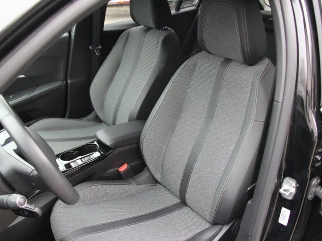 Peugeot E-2008 Allure Pack