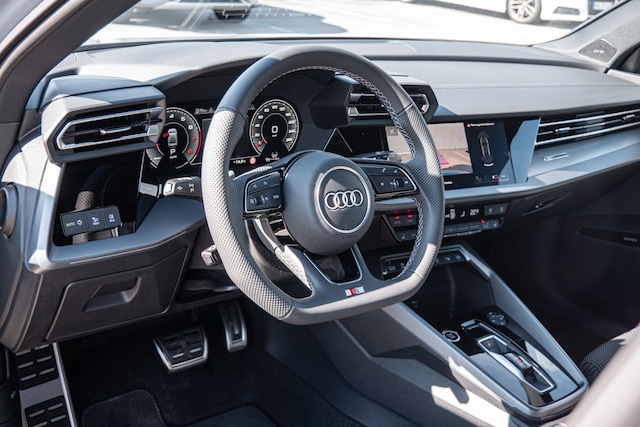 Audi A3 S-Tronic Sedan