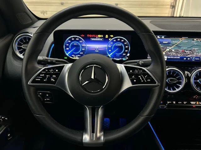 Mercedes-Benz EQB 250