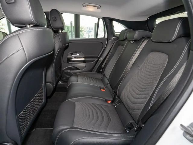 Mercedes-Benz GLA 220 4MATIC