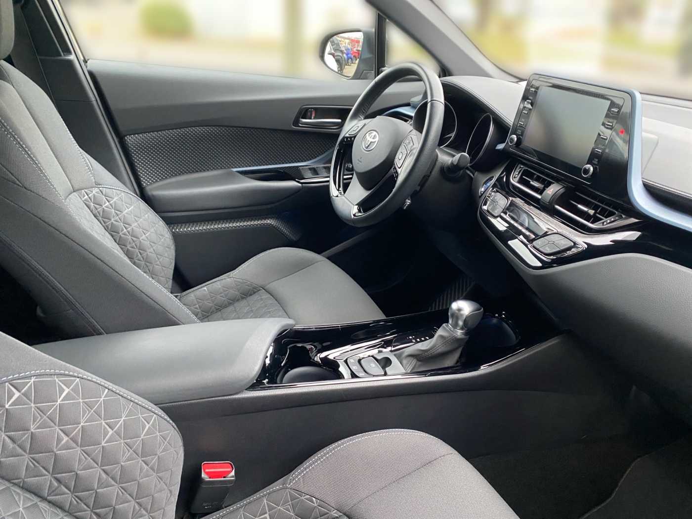 Toyota C-HR 5-deurs Team D