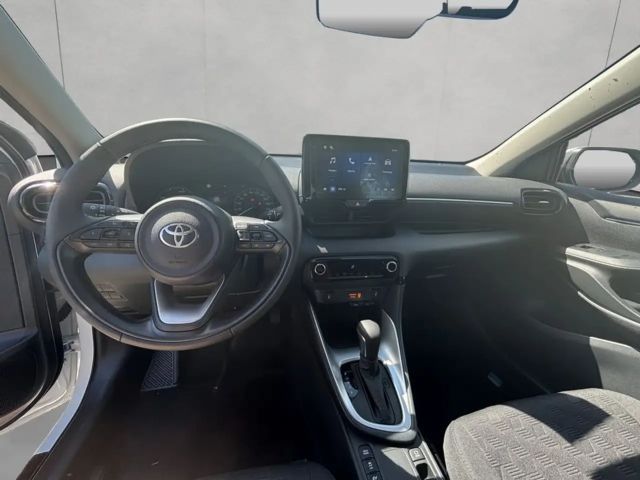 Toyota Yaris Business Hybride VVT-i