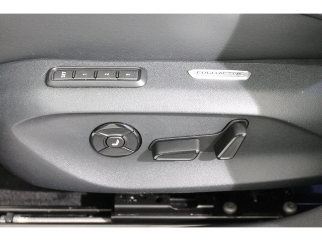 Volkswagen Passat DSG R-Line eHybrid