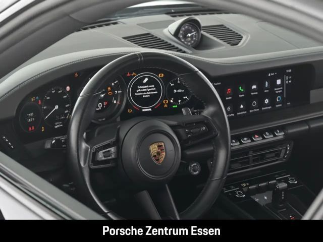 Porsche 992 Carrera Coupé GTS