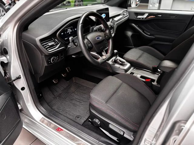 Ford Focus ST Line Wagon