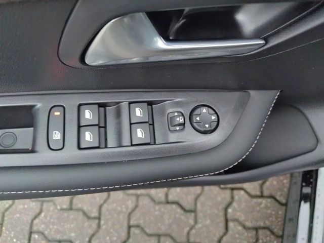 Peugeot E-208 Allure Pack Hybrid