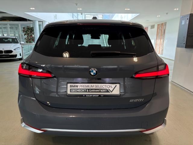 BMW 220 220i Active Tourer