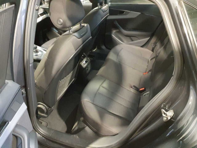 Audi A4 40 TDI Quattro S-Tronic Sedan