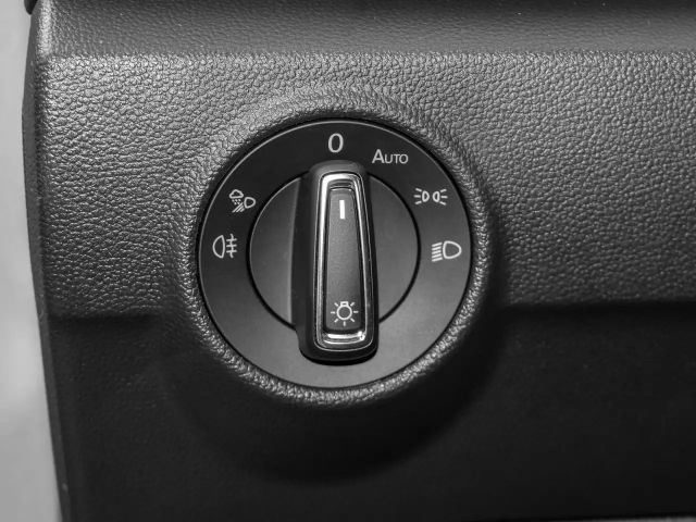 Volkswagen T-Roc 1.5 TSI DSG R-Line