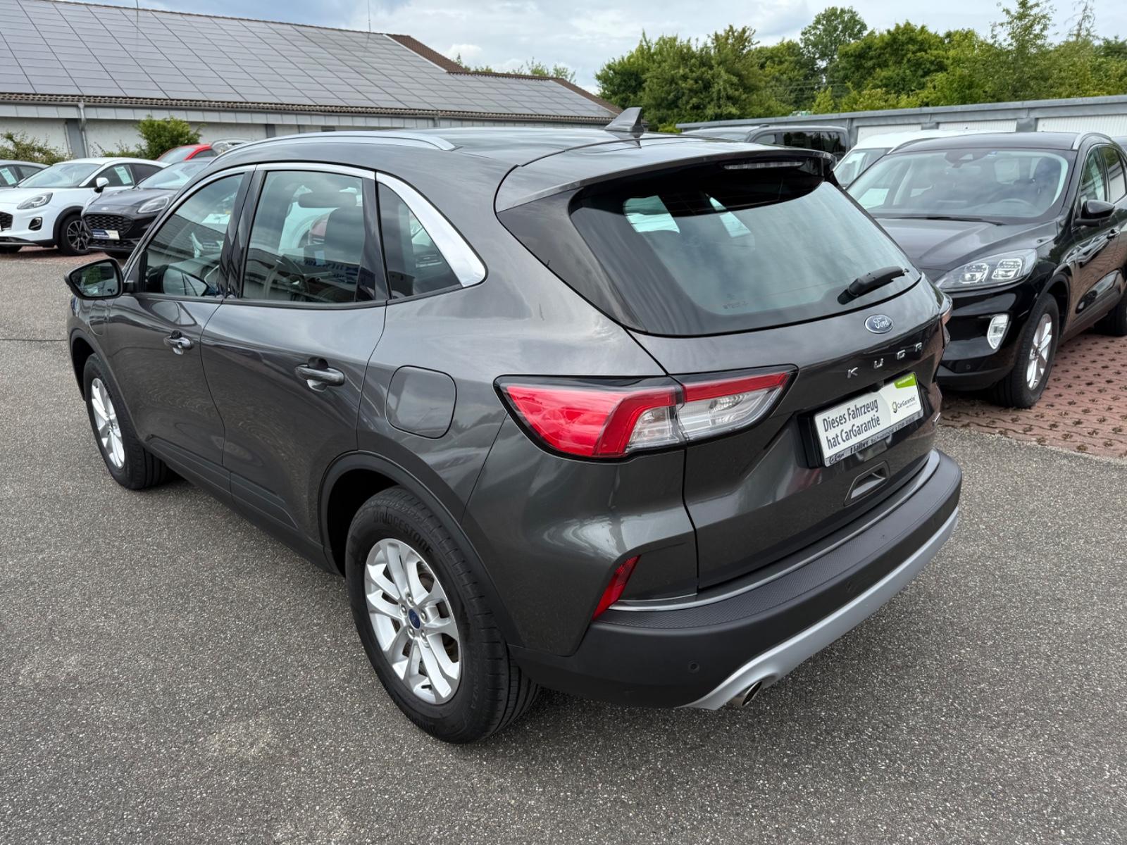 Ford Kuga Hybrid Plug in Hybrid Titanium