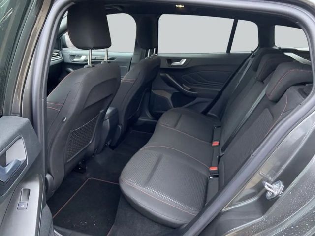 Ford Focus ST Line Wagon