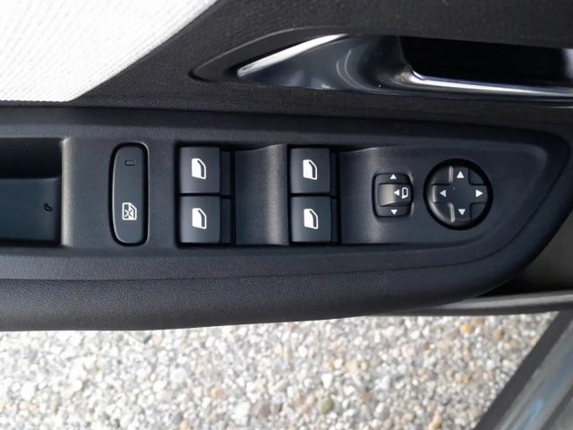 Citroën C4 Hybrid Max