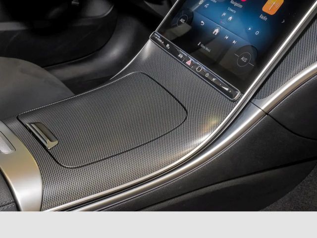 Mercedes-Benz C 220 AMG Line C 220 d