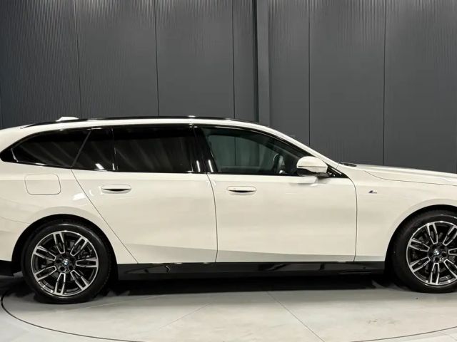 BMW 520 520d M-Sport Touring