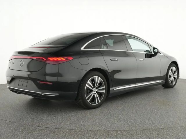 Mercedes-Benz EQE 300 Business Line Sedan