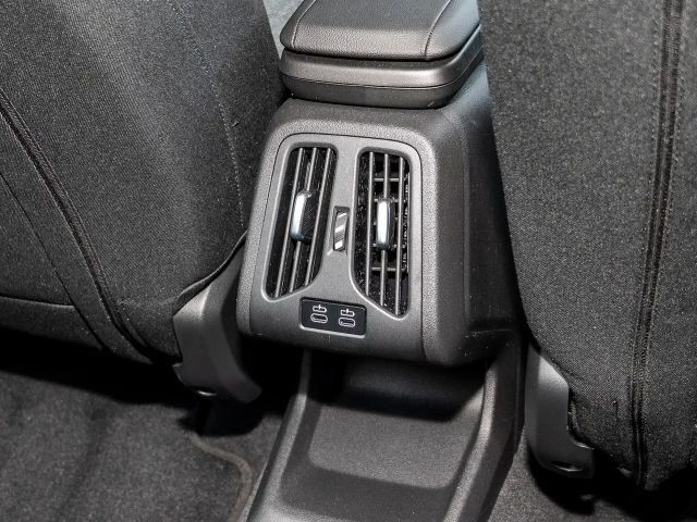 BMW 218 218i Active Tourer