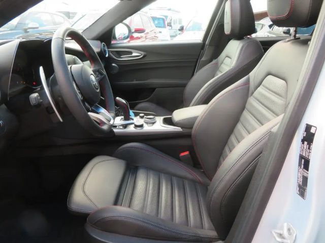 Alfa Romeo Giulia Q4