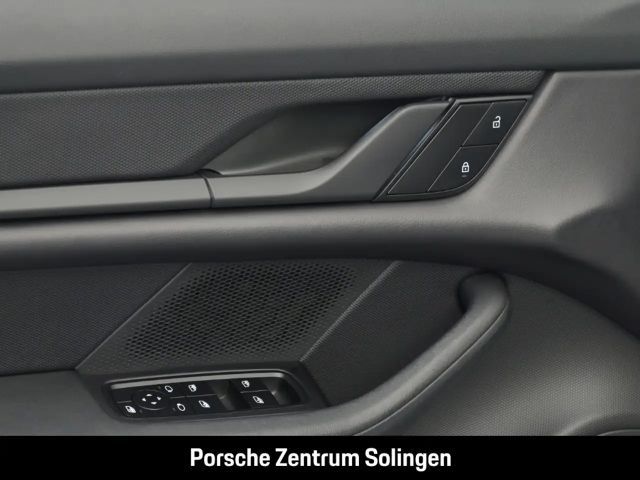 Porsche Taycan 21'' Mission E PSCB LED Spurhalte