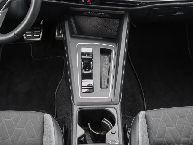 Volkswagen Golf 2.0 TDI DSG Life Variant