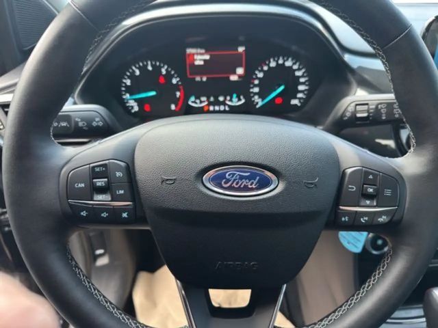 Ford Puma EcoBoost Titanium