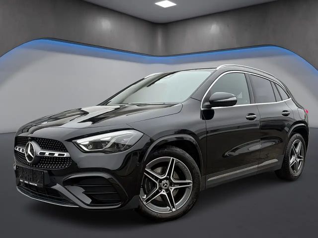 Mercedes-Benz GLA 200 AMG Line GLA 200 d