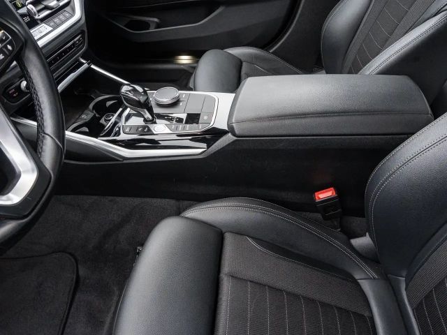 BMW 318 318i Sedan Sport Line