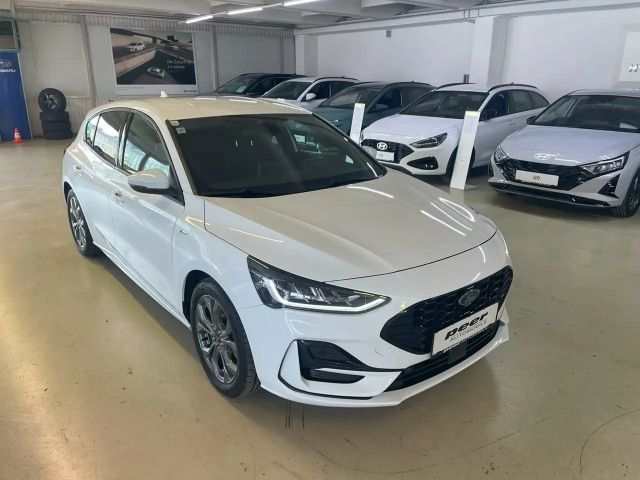 Ford Focus EcoBoost ST Line Style