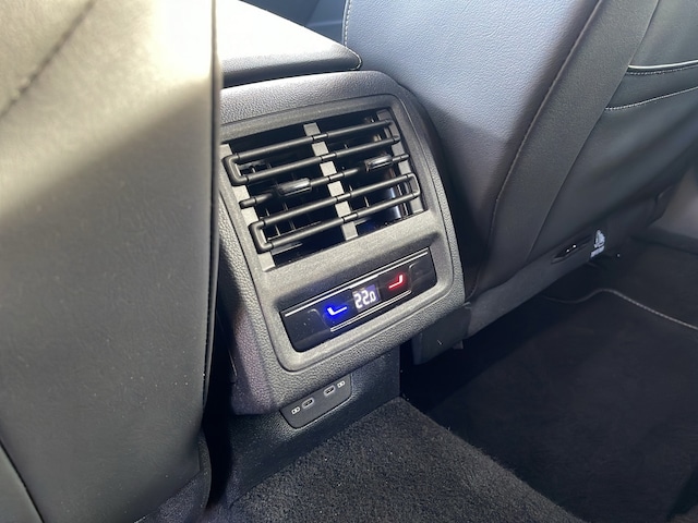 Volkswagen Golf 1.5 eTSI DSG Golf VIII Variant