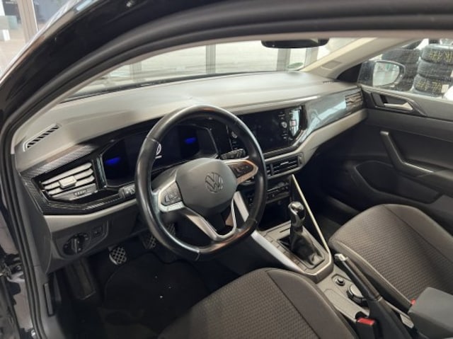 Volkswagen Polo | ACC LED PDC v/h Climatronic App-Connect Sitzheizung