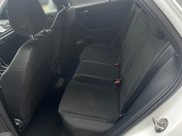 Volkswagen T-Roc 1.5 TSI DSG R-Line