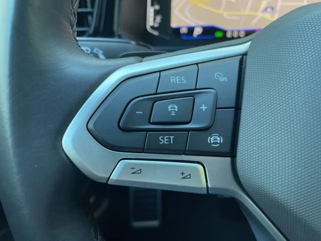 Volkswagen T-Roc DSG R-Line Style