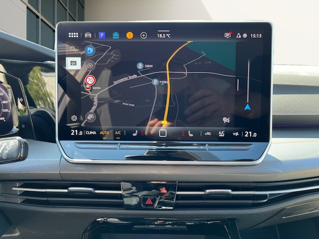 Volkswagen Golf Style