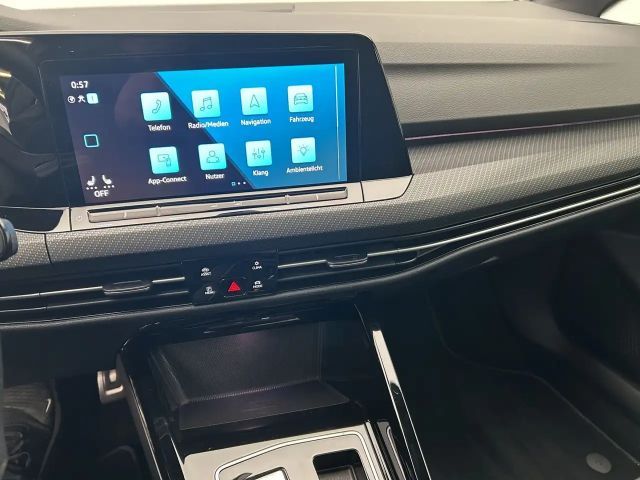 Volkswagen Golf 1.5 eTSI DSG IQ.Drive R-Line