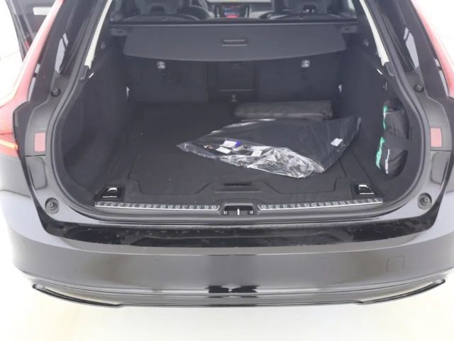 Volvo V90 AWD Dark Plus Recharge