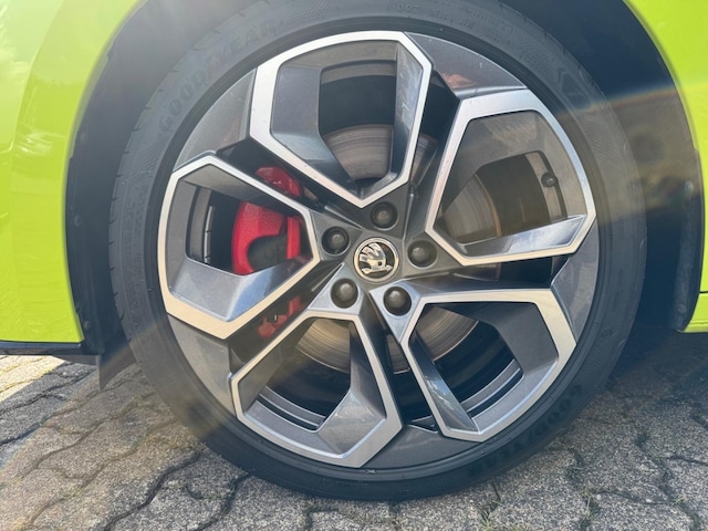 Skoda Octavia 2.0 TSI Combi RS