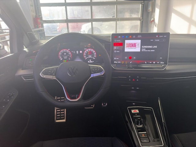 Volkswagen Golf 2.0 TSI DSG GTI