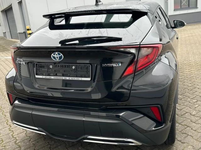 Toyota C-HR Hybride Team D