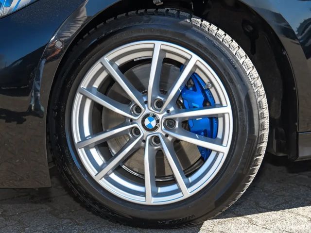 BMW 330 330d M-Sport Touring
