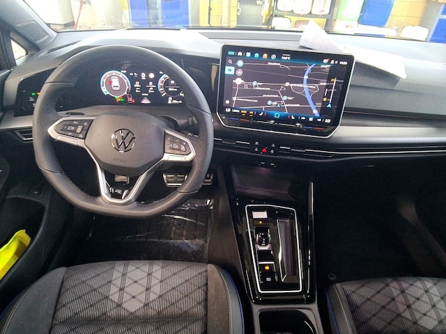 Volkswagen Golf DSG R-Line Variant